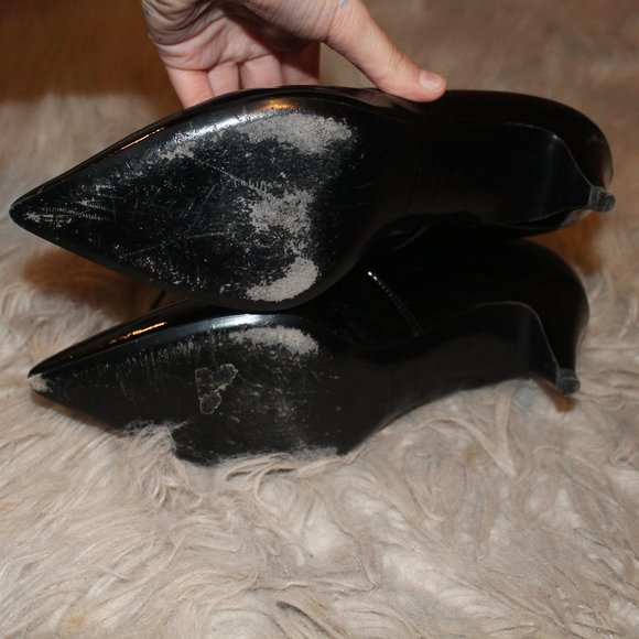 SAINT LAURENT KITTEN HEEL LACE-UP ANKLE CAT BOOT. - Picture 7 of 8